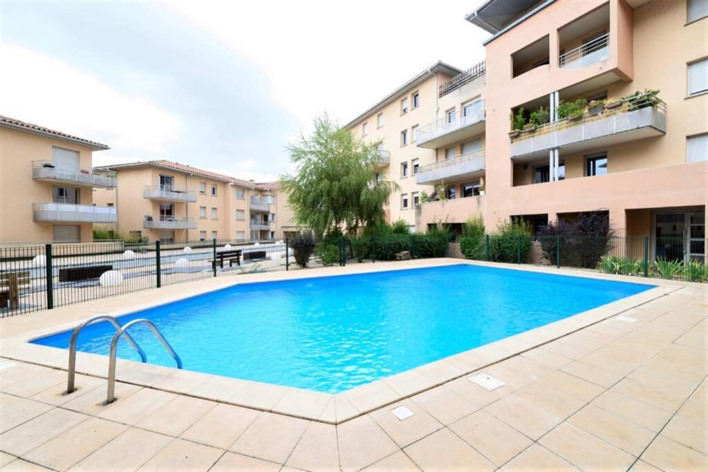 Le Montmorency - Free Parking - Airbus - Netflix Toulouse Bagian luar foto